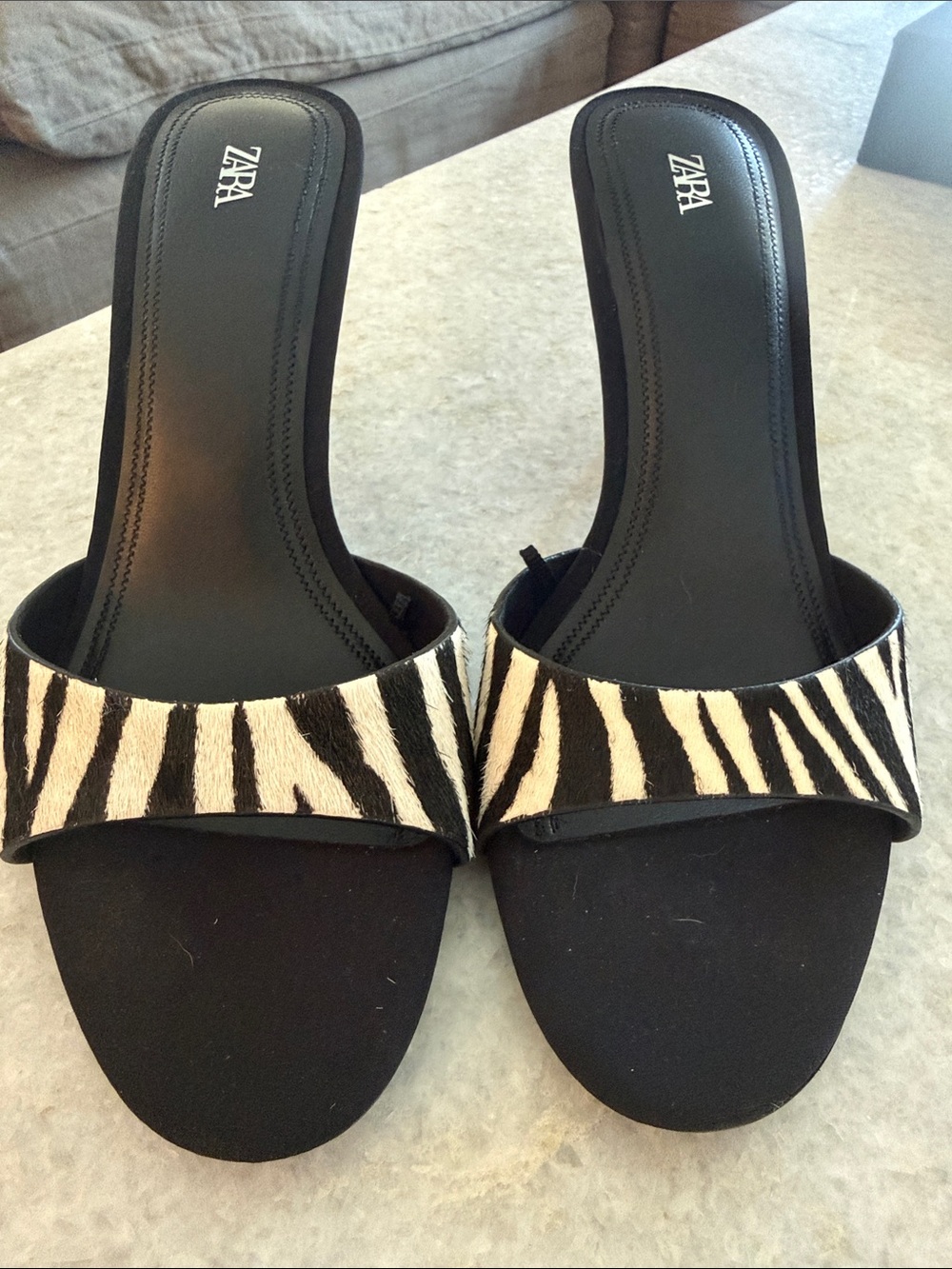 NEW Zara Black and White Zebra-Print Slide Mules